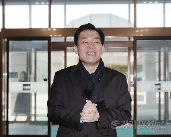 [크기변환]사진2)이재준 수원시장 유연근무제.jpg