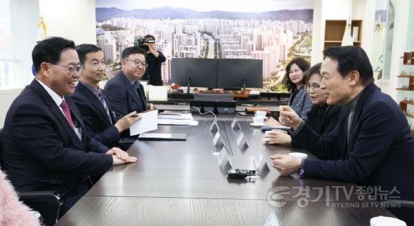 [크기변환]240307 임태희 교육감 예술 감성, 체육 체력, 교과 지성이 균형 이뤄야(사진2).jpg