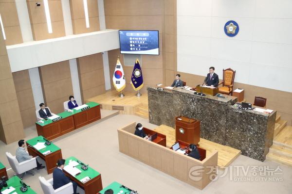 [크기변환]제242회 임시회 제1차 본회의-2.jpg