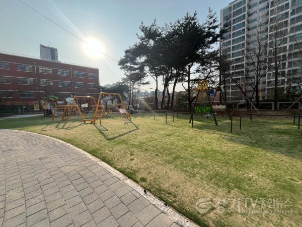 [크기변환](0318)[공원조성과]남양주시, 노후화된 어린이공원 3개소...리모델링사업 완료(평내4호 어린이공원).jpg