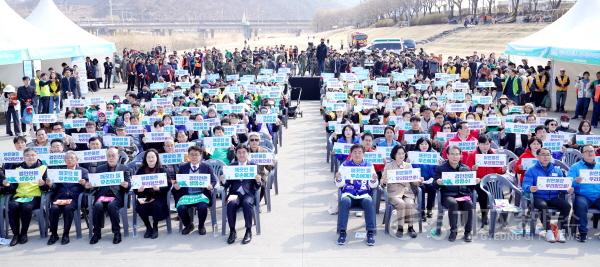 [크기변환]광주시, 제32회 세계 물의 날 기념식 및 경안천 클린데이 개최 (4).jpg