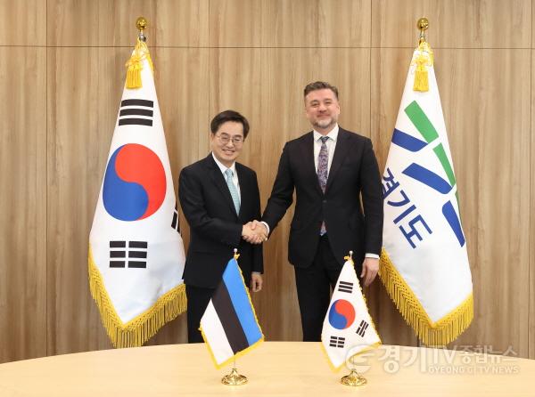 [크기변환]주한 에스토니아 대사 면담(1).jpg