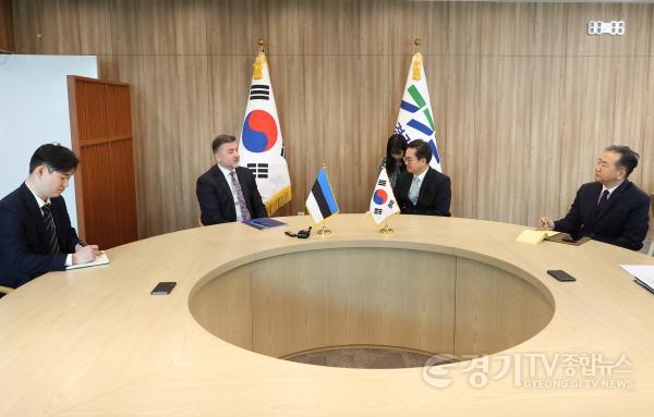 [크기변환]주한 에스토니아 대사 면담(2).jpg