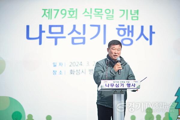 [크기변환]사진2) 축사하는 화성시의회 오문섭 부의장.jpg
