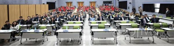 [크기변환]240329 임태희 교육감, 증거에 기반해 정책 평가, 끊임없는 교육 혁신 일상화해야(사진4).jpg