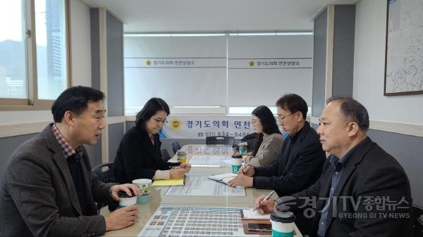 [크기변환]240402 윤종영 의원, 연천군 관내 폐교 활용 지역 발전 추진.jpg