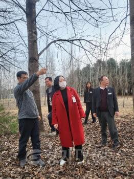 [크기변환]맨발걷기 코스예정지 방문1.jpg