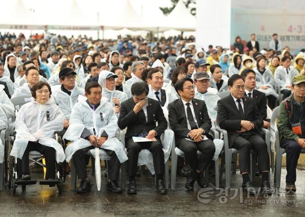 [크기변환]제76주년 제주 4_3희생자 추념식 참석(3).jpg