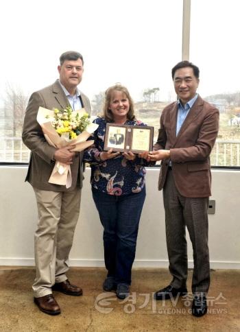 [크기변환]1 최장 근무 주한미8군사령관 벌러슨 중장 이임.jpg