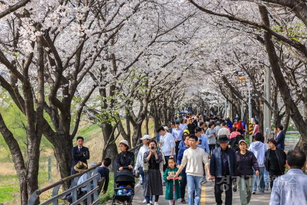 [크기변환]01 제7회 갈산 누리봄 축제(1).jpg