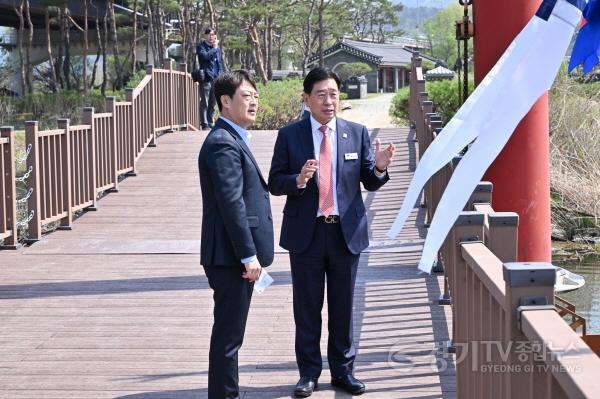 [크기변환]01 배다리 개통(1).jpg