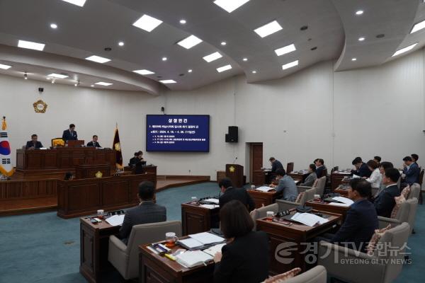 [크기변환][사진자료] 4월 16일 하남시의회 제329회 임시회 제1차 본회의.(사진_하남시의회 제공).JPG