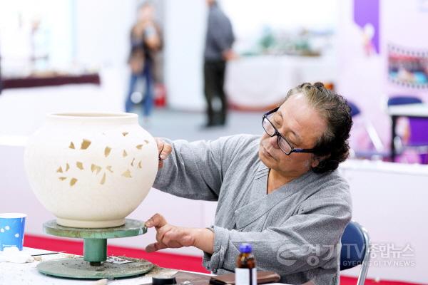 [크기변환]2024 광주 왕실도자 컨퍼런스 (8).jpg