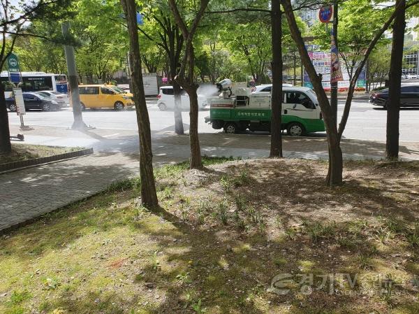 [크기변환]3-2. 용인특례시 보건소의 방역 현장 모습.jpg