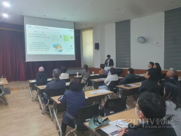 [크기변환]9. 수지구가 지난 17일 동천동 행정복지센터에서 2024년 지적재조사사업 주민설명회를 개최했다..jpeg