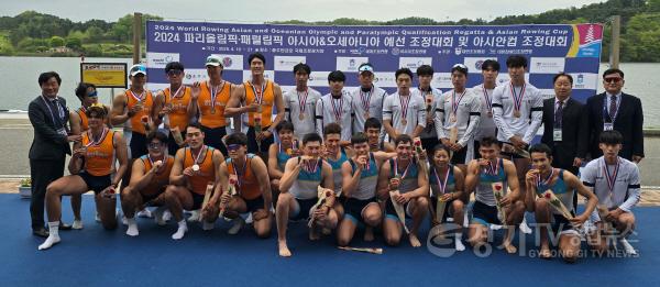 [크기변환]1-2. 2024 아시안컵 조정대회에서 9인승 부분 2위의 성적을 거둔 용인특례시청 조정팀.jpg