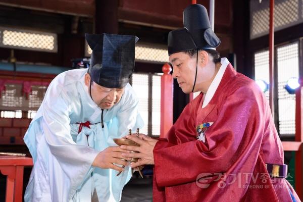 [크기변환]이재준 수원시장, “시민과 함께 화성행궁에서 정조대왕의 꿈이 담긴 프로그램 만들겠다”(1).jpg