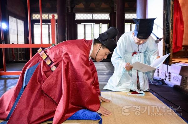 [크기변환]이재준 수원시장, “시민과 함께 화성행궁에서 정조대왕의 꿈이 담긴 프로그램 만들겠다”(3).jpg