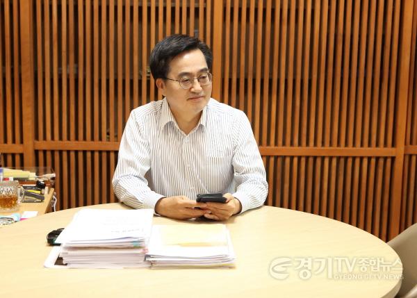 [크기변환]The 경기패스 카드 신청(1).jpg