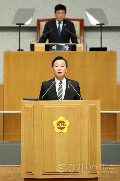 [크기변환]240424 강태형 의원, 4년만에 공무직 대외직명제 상임위 통과.JPG.jpg