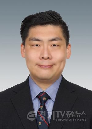 [크기변환]240425 유경현 의원, 초등  3.4학년 자녀 둔 공무원에 일 2시간 돌봄응원시간 신설 조례 개정안 발의.jpg