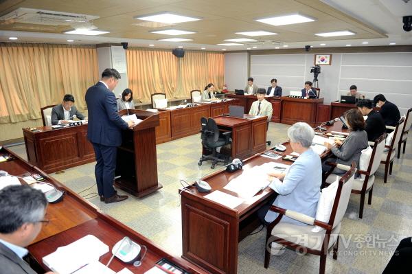 [크기변환]복지안전위원회 안건심사.jpg