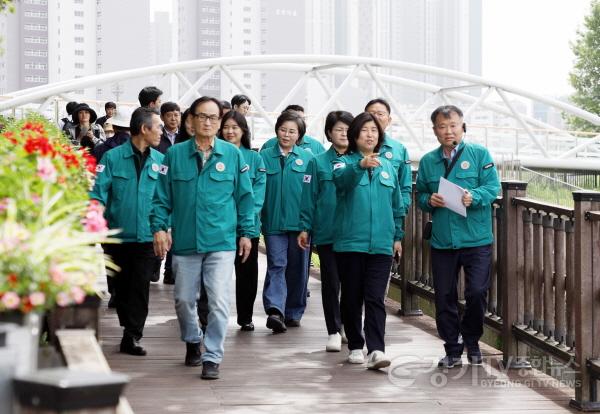 [크기변환]도시환경위원회 현장방문2.jpg