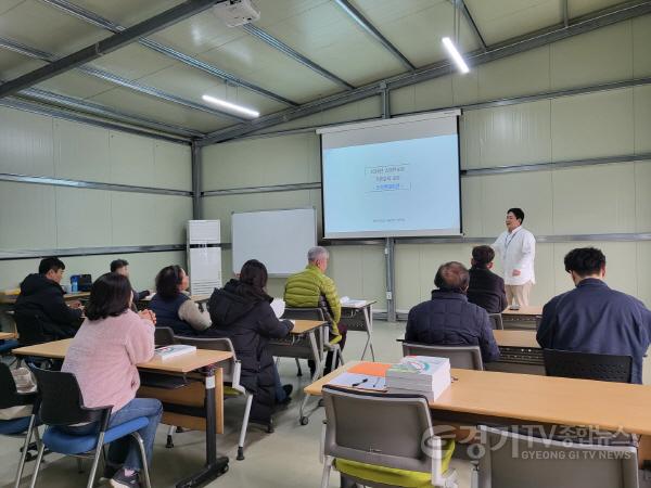 [크기변환]4. 용인특례시가 스마트농업을 배울 수강생을 모집한다.jpg
