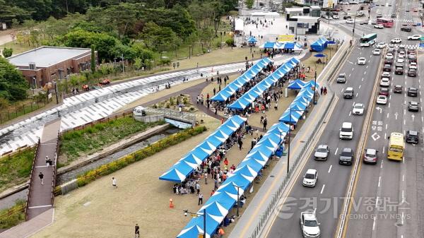[크기변환](0527)[자원순환과‘2024 남양주 점프벼룩시장 금곡·양정 권역장’ 성료…시민 700여 명 참여(사진3).jpg