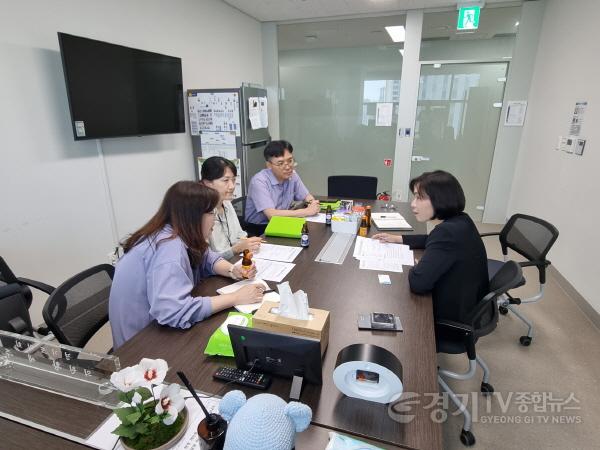 [크기변환]240530 황세주 의원, 경기도 소아응급 및 응급이송 체계 관련 주요 현안 점검 (2).jpg