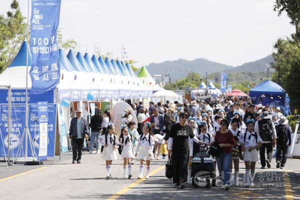 [크기변환]1-6. 뱃놀이 축제.jpg
