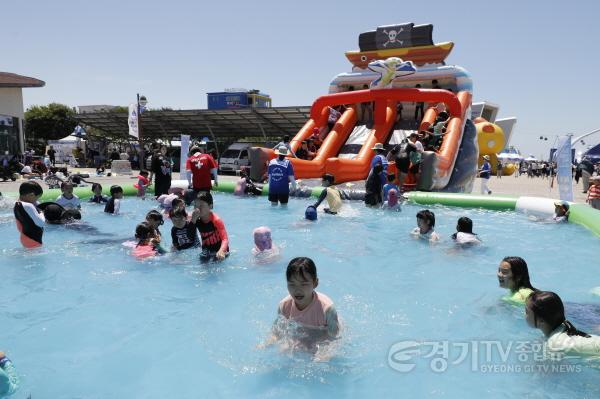 [크기변환]1-10. 뱃놀이 축제.jpg