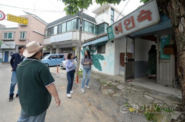[크기변환]240530 보도자료_(오산시의회, 외식 산업 활성화를 위한 벤치마킹).JPG