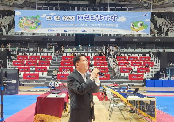 [크기변환]수원시의회, 휴일맞아 생활체육대회 참석 (3).jpg