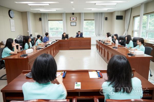 [크기변환]20240615 용인특례시의회, 용인청소년교육의회 학생과 함께하는 모의의회 개최(3).jpg