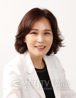 [크기변환]수원시의회 김은경 의원.jpg