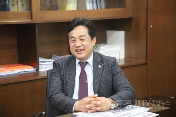 [크기변환]240625 제9대 평택시의회 전반기 의정활동 마무리 (2).JPG