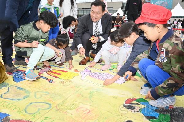 [크기변환]1-6. [기획]수원시민의 일상이 향상되고, 즐거움이 배가됐다!.jpg