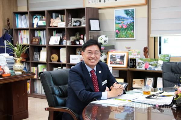 [크기변환]01 전진선 양평군수 (2).jpg