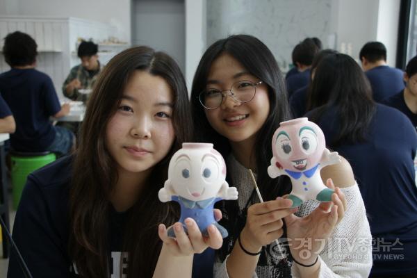 [크기변환]01-여주시 LA한인회 청소년 국제교류단 여주시 방문-도자체험.jpg