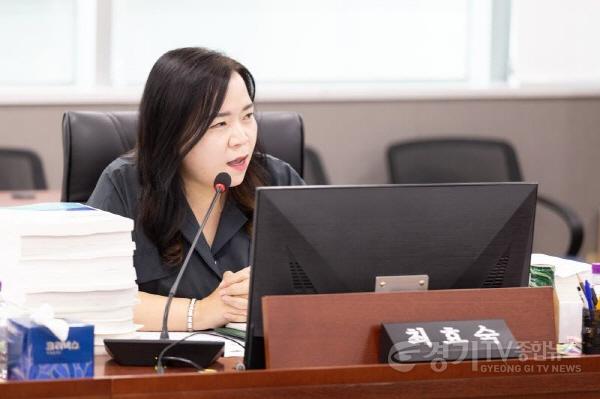 [크기변환]240628 최효숙 의원, 긴급하지 않은 추경을 요청한 경기도교육청 질타.jpg