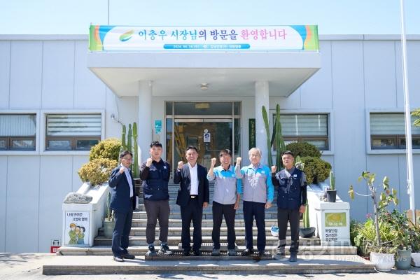 [크기변환]01-여주시 기업체 현장 방문 [강남건영(주)] 3.jpg