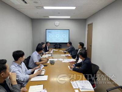 [크기변환]똑버스 분석회의 2.JPG