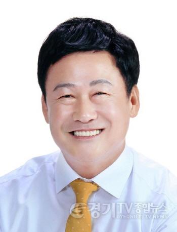 [크기변환]후반기 박명서 의장.jpg