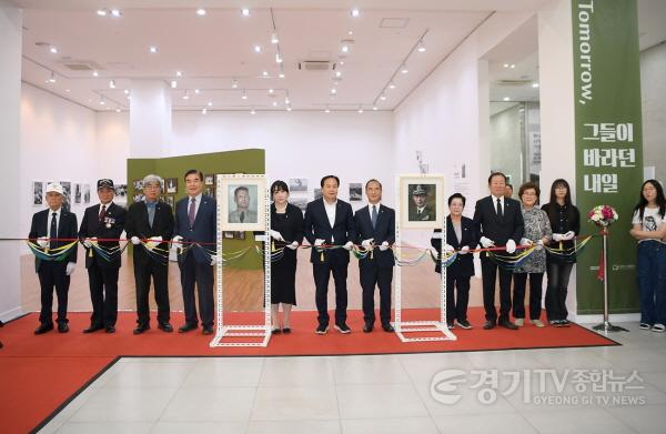 [크기변환]1-2. 스미스 평화관에서 죽미령 전투 등 참전용사 추모 위한 특별전시전 개막.JPG