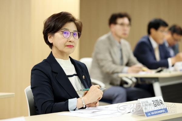 [크기변환]240702 김미숙 의원 대표발의, 경기도 고령친화산업 육성 및 지원에 관한 조례 일부개정조례안 본회의 통과 (2).JPG.jpg