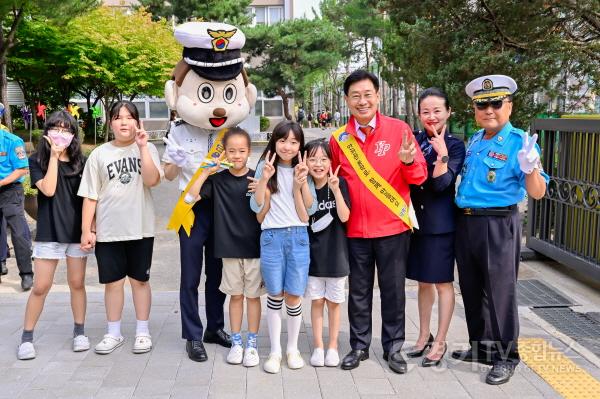 [크기변환]사본 -교통캠페인 사진.jpg