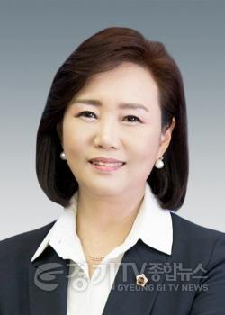 [크기변환]240709 정윤경 의원, 경기도교육청 교권보호 위원회 위원 위촉.jpg