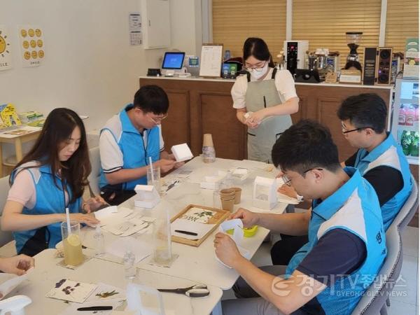 [크기변환]이미지2(esg생활나눔캠페인 봉사).jpg