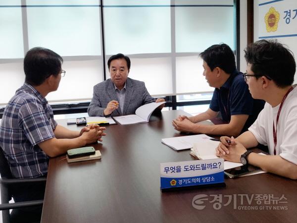 [크기변환]240723 김성남 의원, 포천시 반려동물 테마파크 조성을 위한 정담회 개최 (2).jpg